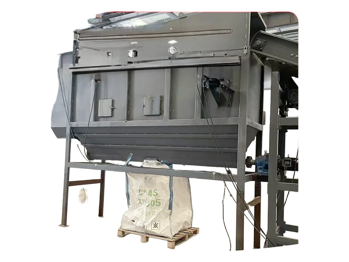 Automatic bag unpacking machine with discharge hopper - view 2