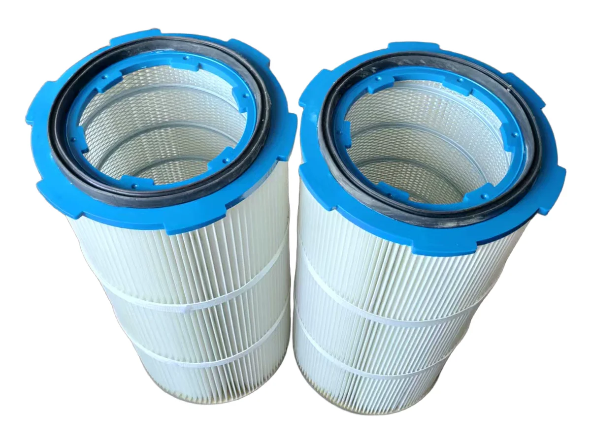 Anti-static filter cartridges used in a vacuum conveyor receiver