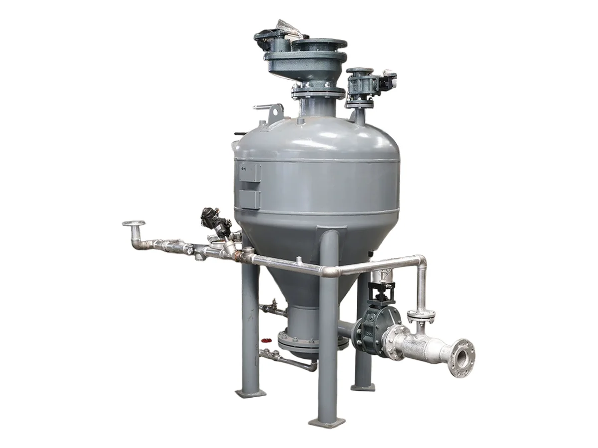 Blow tank vessel on support frame - view 4